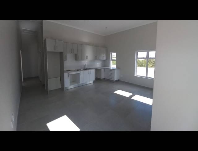2 BEDROOM HOUSE FOR SALE IN LAMPIESBAAI